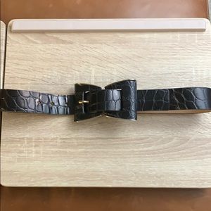 Saks Fifth Avenue Belt
